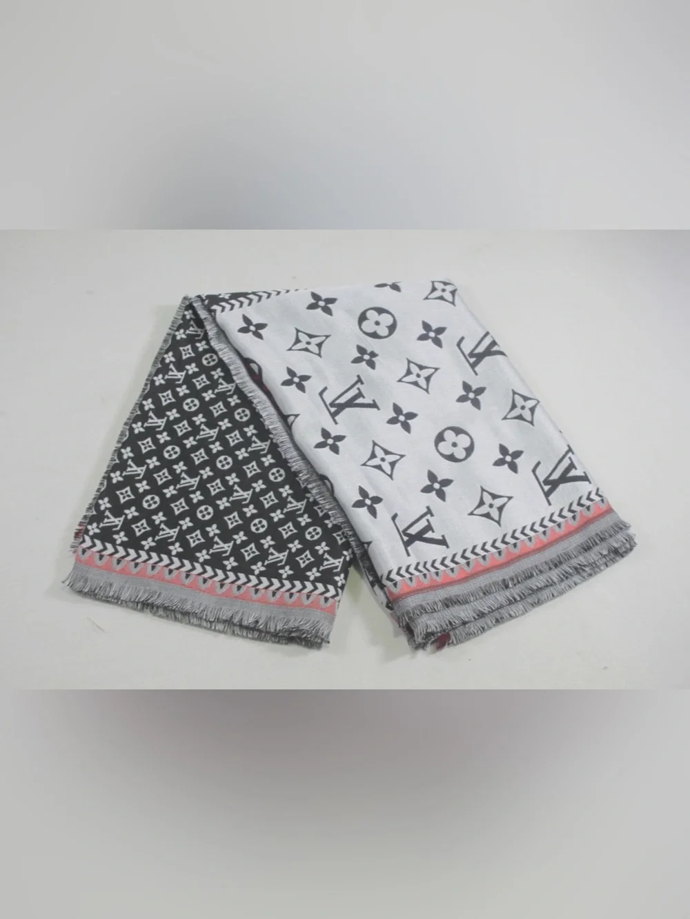 Louis Vuitton authentic louis